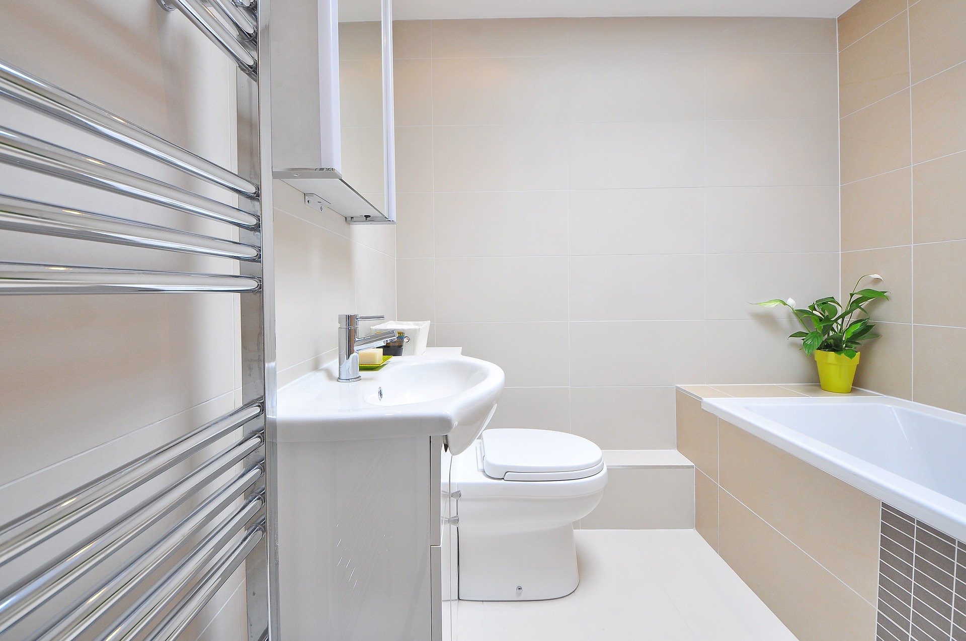 ADA Toilet Requirements for U.S. Commercial Projects ADA Toilet Requirements for U.S. Commercial Projects